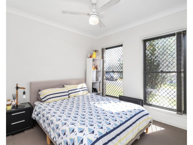 5 Esther Place, Nambour QLD 4560