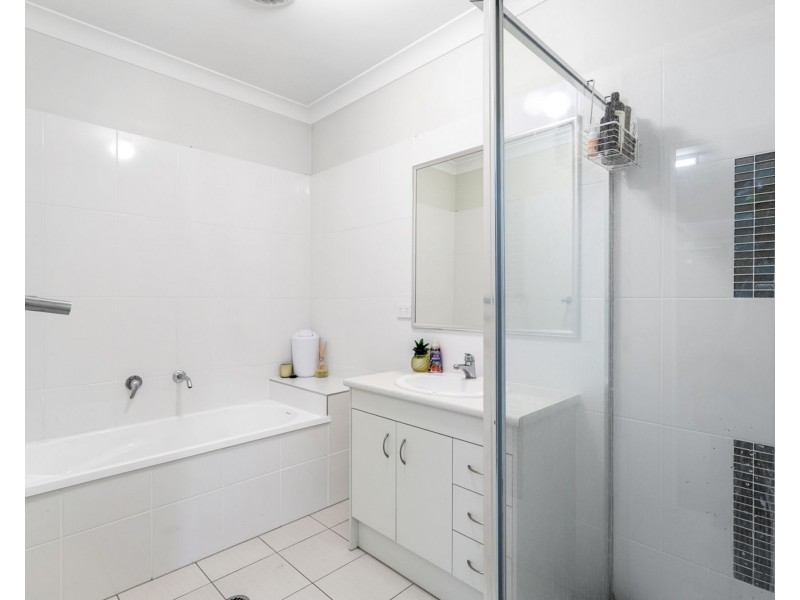 5 Esther Place, Nambour QLD 4560