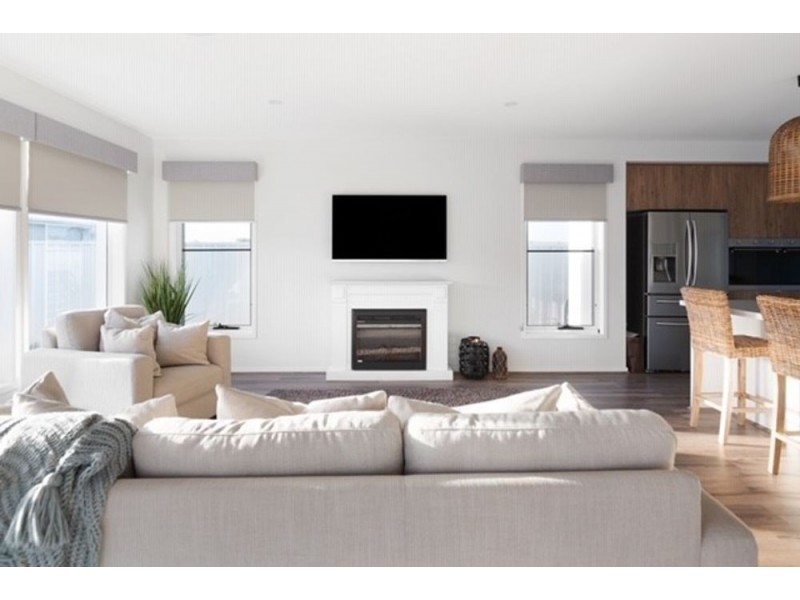 25 Warrego Drive, Pelican Waters QLD 4551