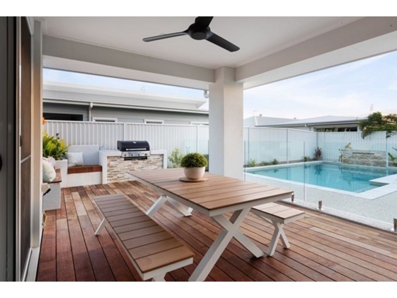 25 Warrego Drive, Pelican Waters QLD 4551