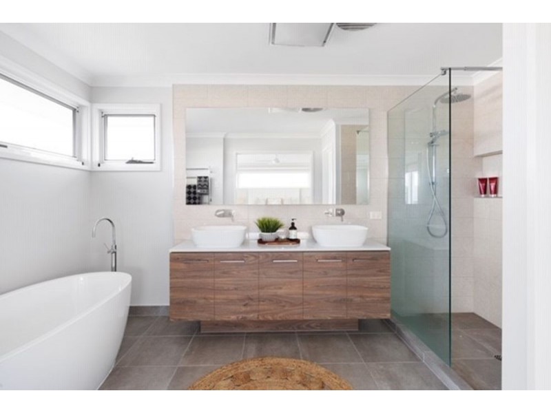 25 Warrego Drive, Pelican Waters QLD 4551