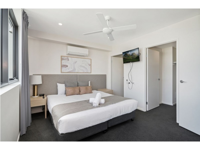 44/20 Beach Road, Maroochydore QLD 4558