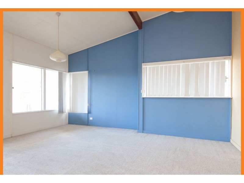 21 Maltman Street South, Kings Beach QLD 4551