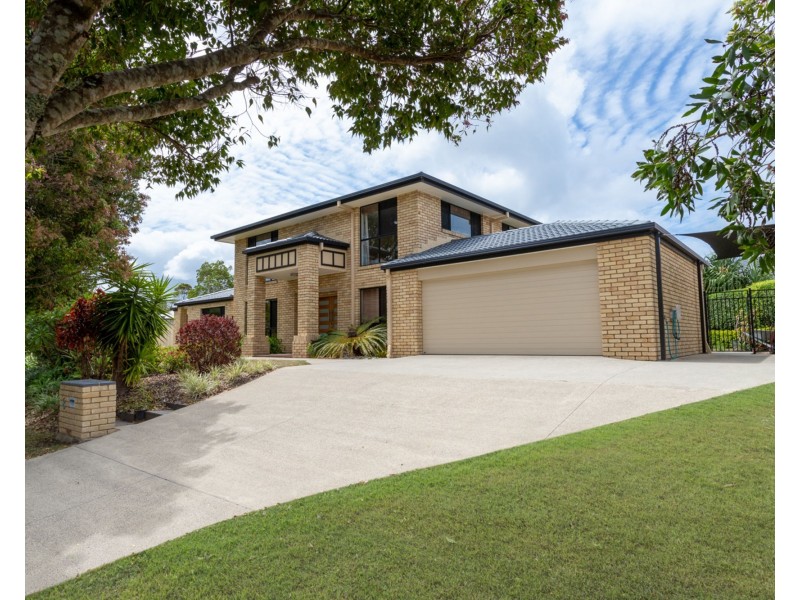 8 Parsons Close, Pelican Waters QLD 4551