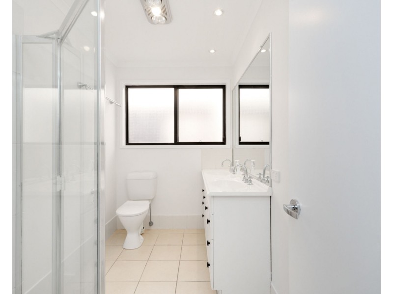 8 Parsons Close, Pelican Waters QLD 4551