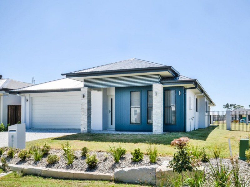 9 Severn Place, Pelican Waters QLD 4551