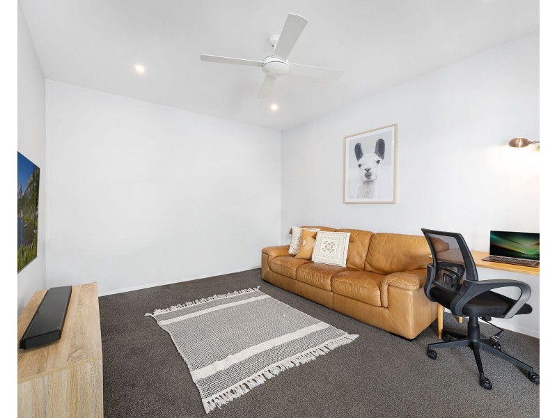 20 Wilshire Place, Pelican Waters QLD 4551
