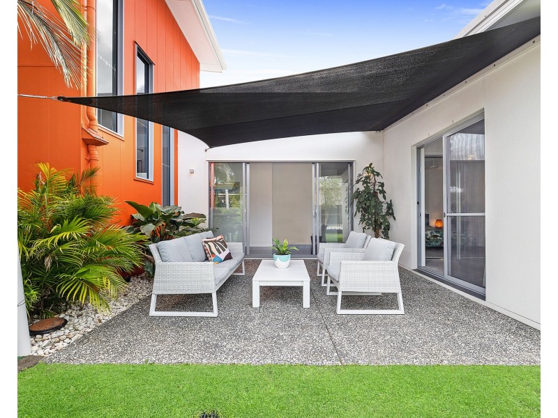 20 Wilshire Place, Pelican Waters QLD 4551