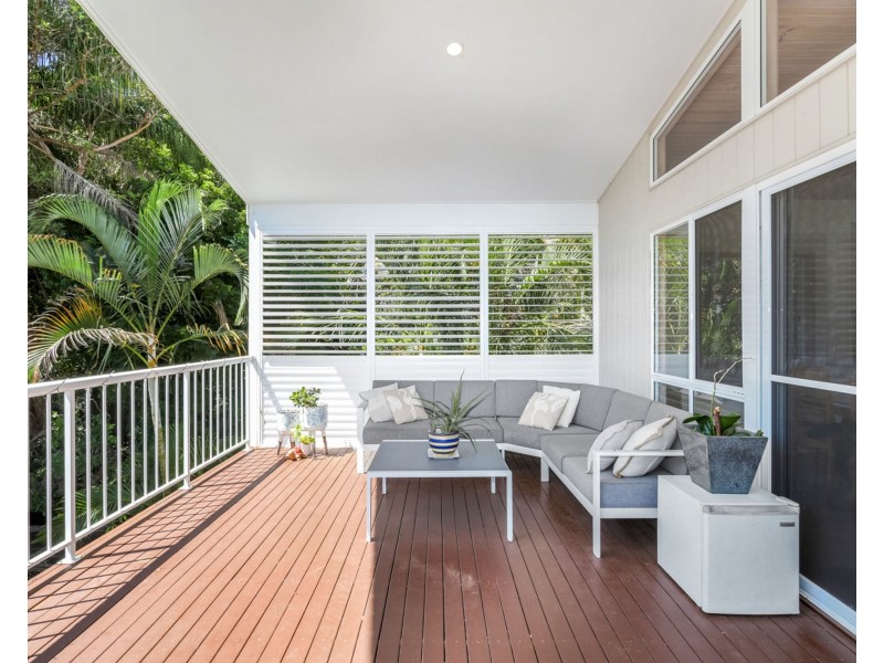 4 Woonum Road, Alexandra Headland QLD 4572