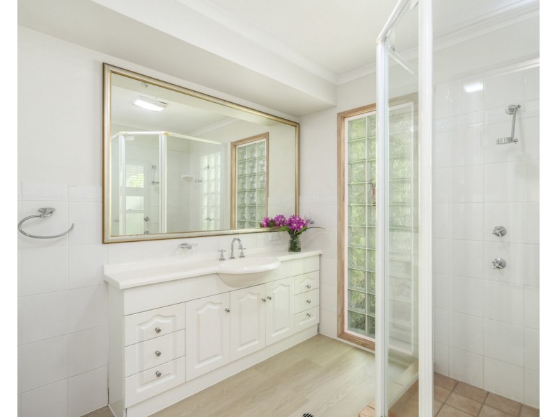 4 Woonum Road, Alexandra Headland QLD 4572