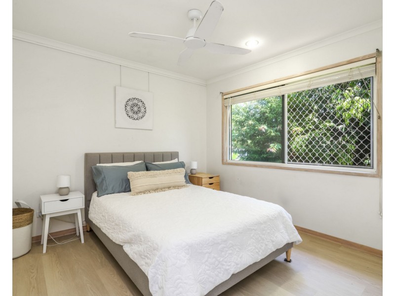4 Woonum Road, Alexandra Headland QLD 4572
