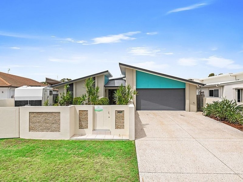 12 Artunga Place, Pelican Waters QLD 4551