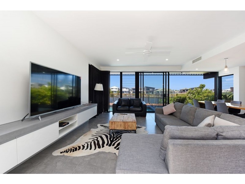 44 Reflection Crescent, Birtinya QLD 4575