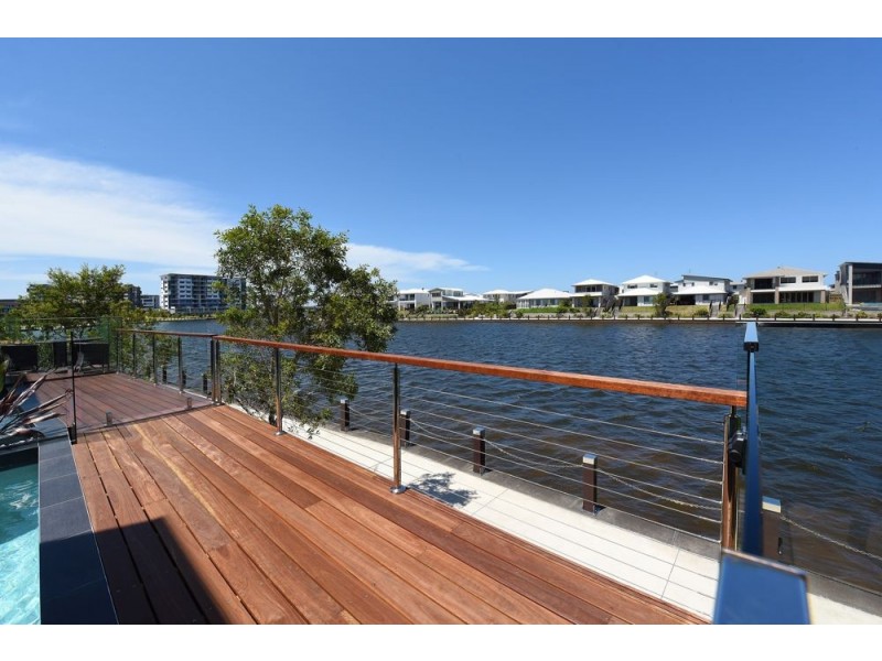 44 Reflection Crescent, Birtinya QLD 4575