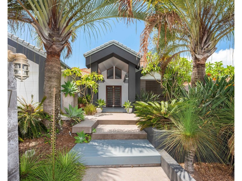 27 Webb Ellis Court, Pelican Waters QLD 4551