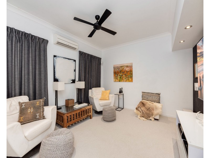 27 Webb Ellis Court, Pelican Waters QLD 4551