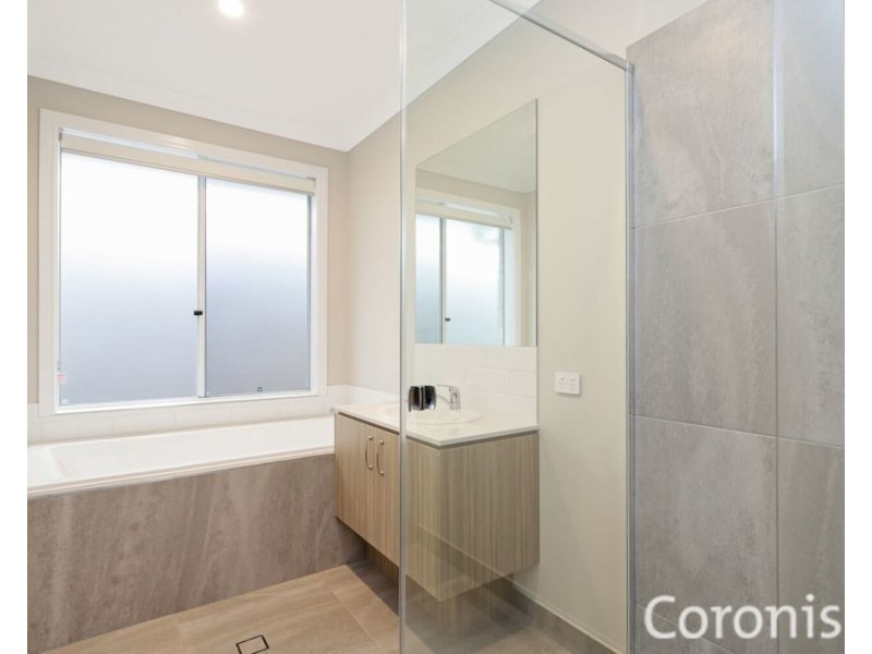 121 Adrian Circuit, Bells Creek QLD 4551