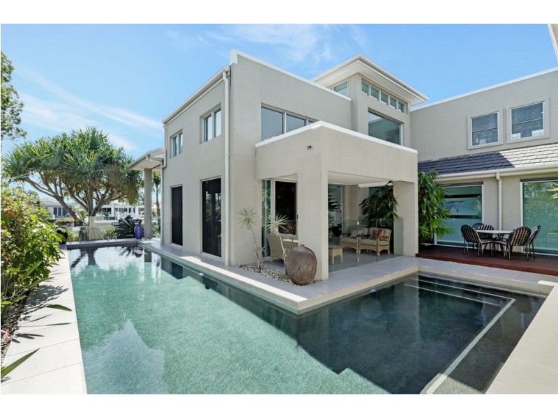 14 Columba Place, Pelican Waters QLD 4551