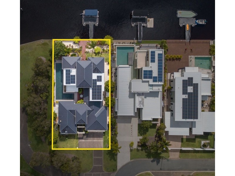 14 Columba Place, Pelican Waters QLD 4551