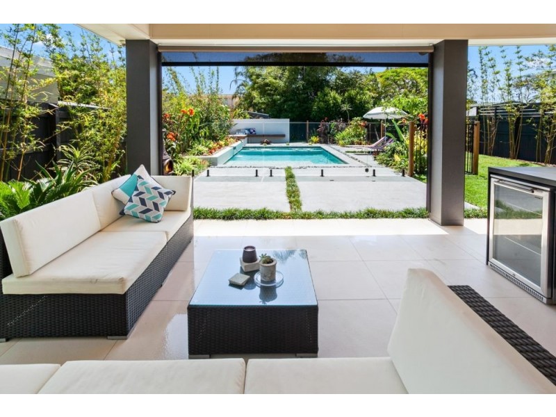 12 Cook Street, Golden Beach QLD 4551