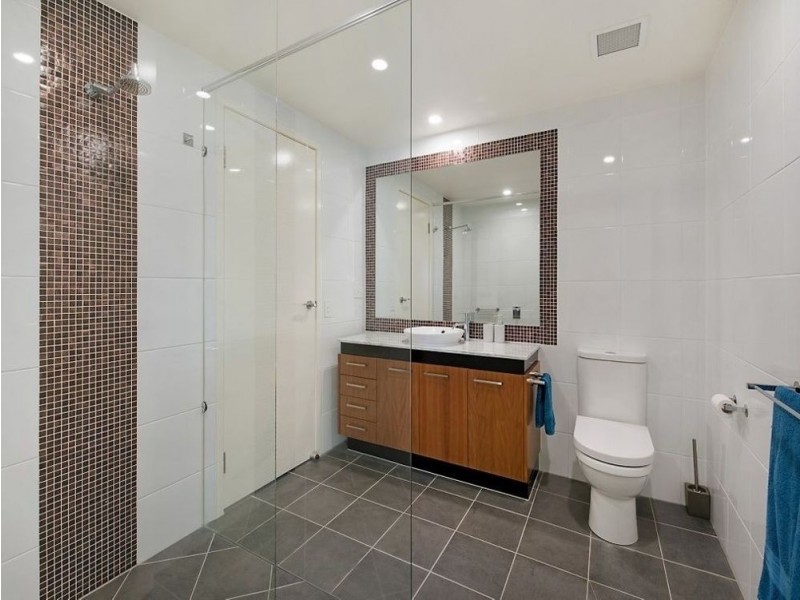 1102/38 Mahogany Drive, Pelican Waters QLD 4551