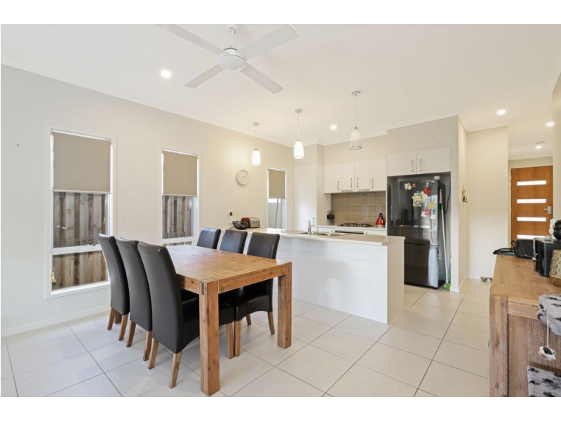 33 Auburn Street, Caloundra West QLD 4551