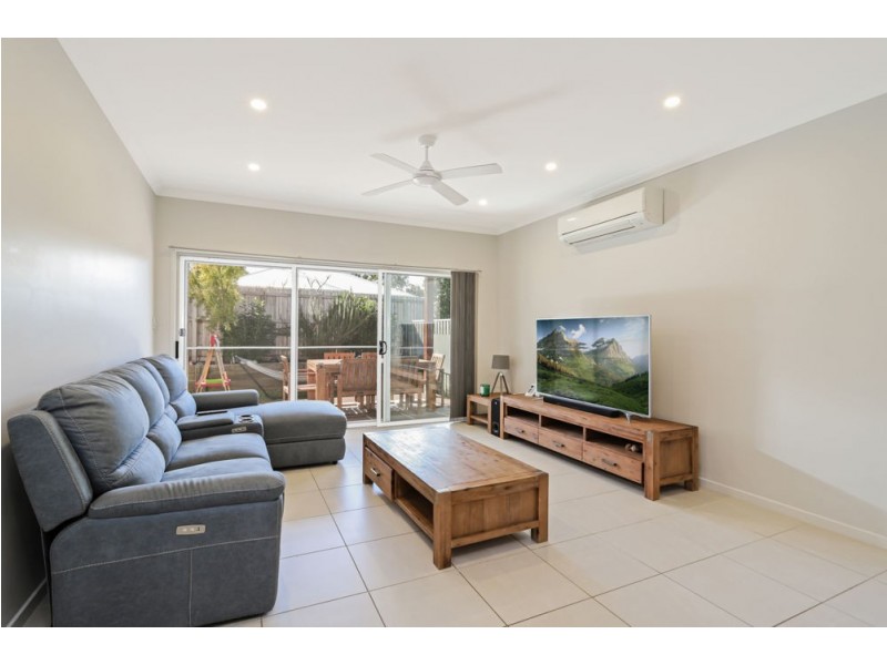 33 Auburn Street, Caloundra West QLD 4551
