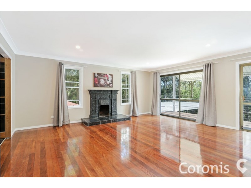 1 Tallowood Close, Little Mountain QLD 4551