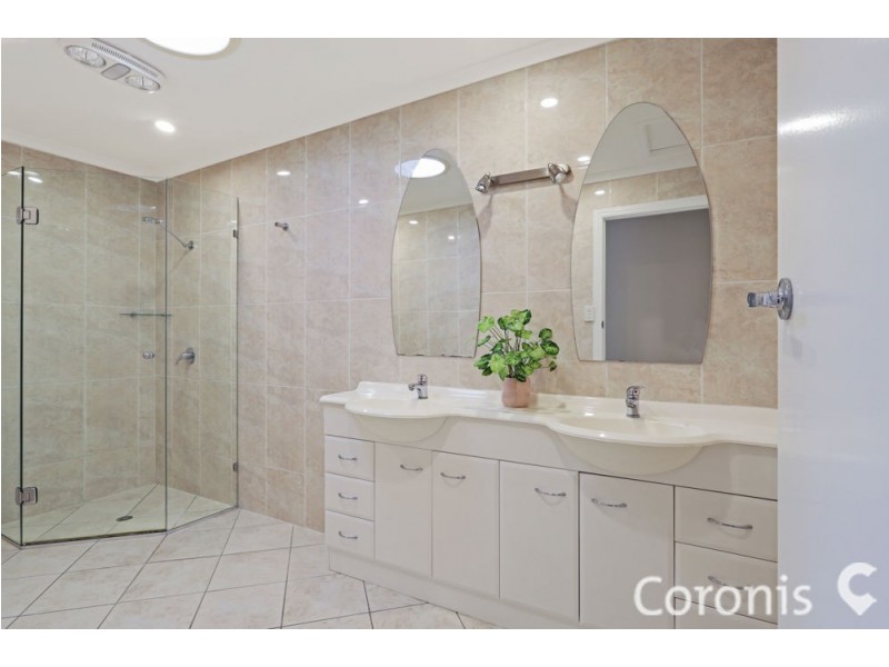 1 Tallowood Close, Little Mountain QLD 4551