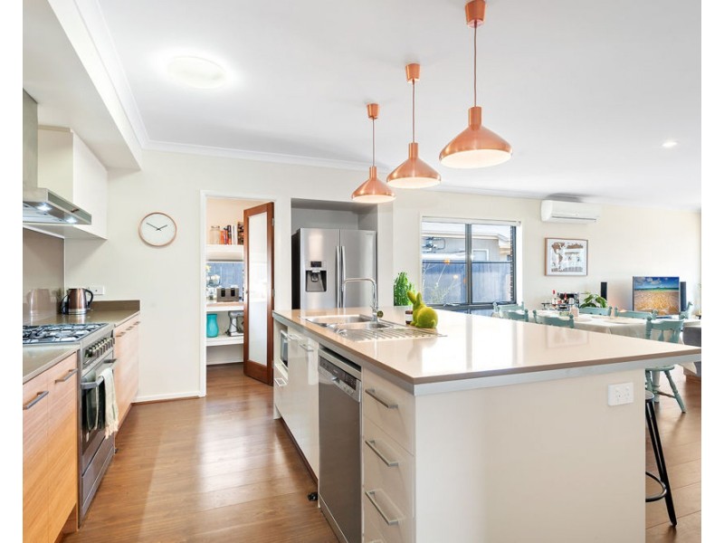 3 Ochre Crescent, Caloundra West QLD 4551