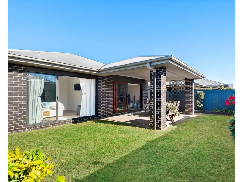 3 Ochre Crescent, Caloundra West QLD 4551