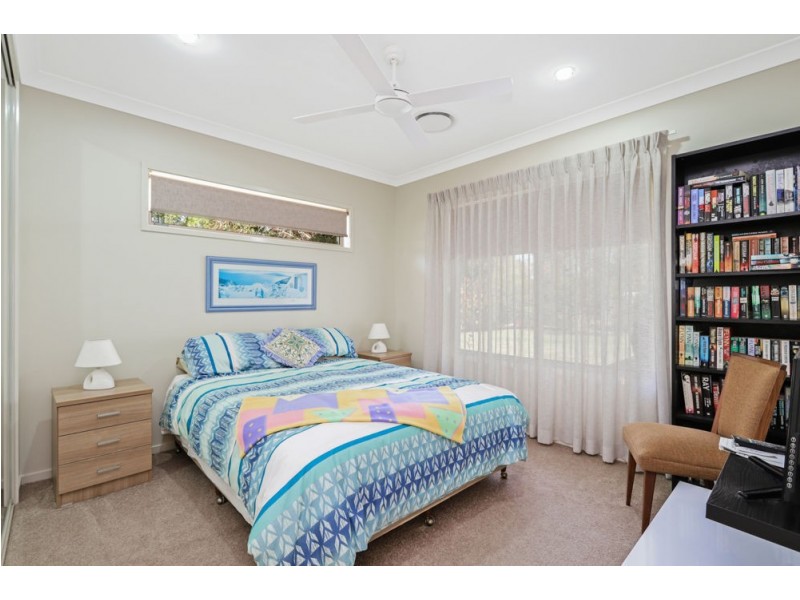 15 Wilshire Place, Pelican Waters QLD 4551