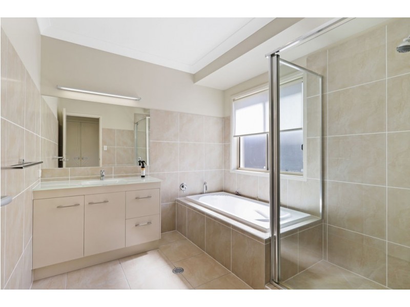 15 Wilshire Place, Pelican Waters QLD 4551