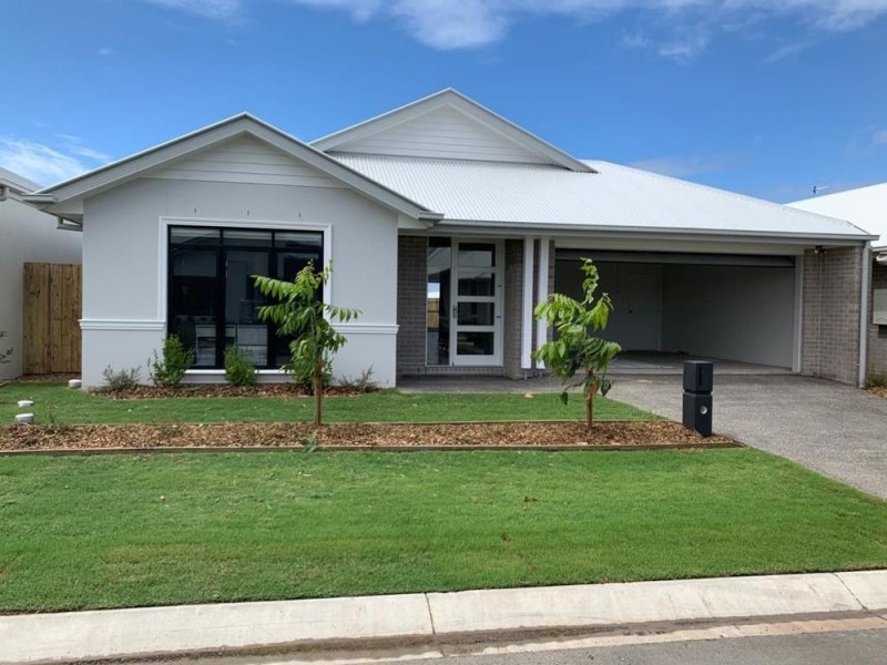 64 Adrian Circuit, Bells Creek QLD 4551