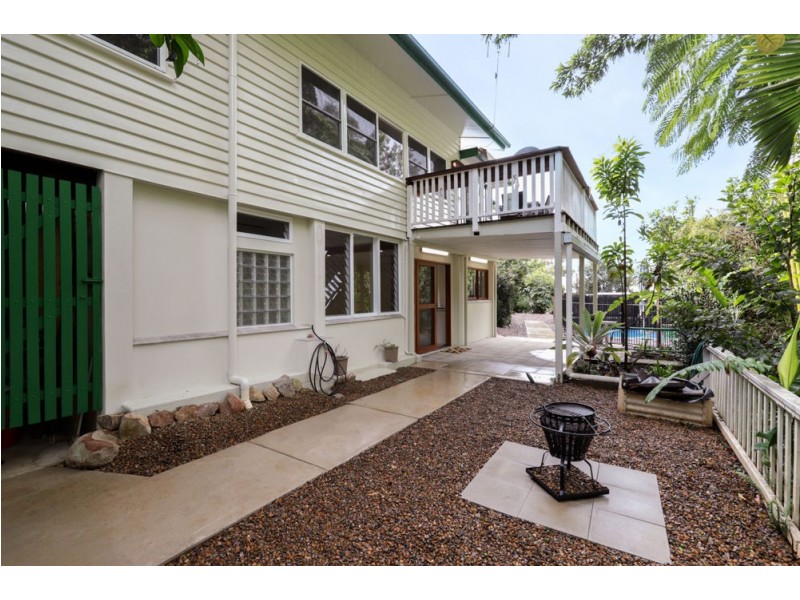 138-140 Panorama Drive, Rosemount QLD 4560