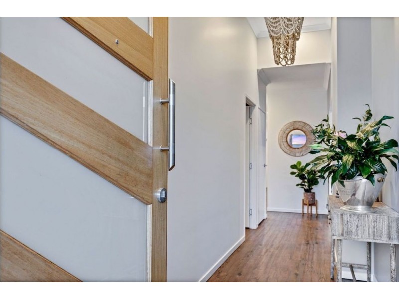 9 Teal Street, Caloundra West QLD 4551