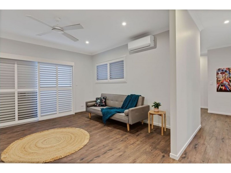 9 Teal Street, Caloundra West QLD 4551