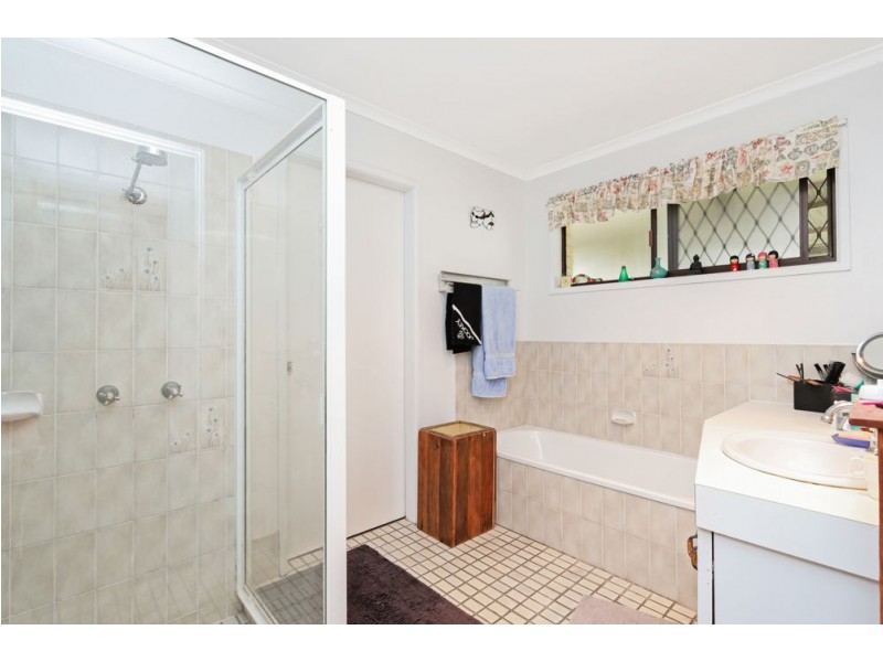 30 Rosella Street, Parrearra QLD 4575