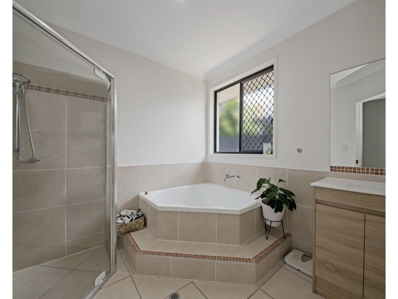 3 Wallum Close, Pelican Waters QLD 4551