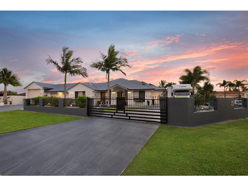 23 Tibrogargan Place, Pelican Waters QLD 4551