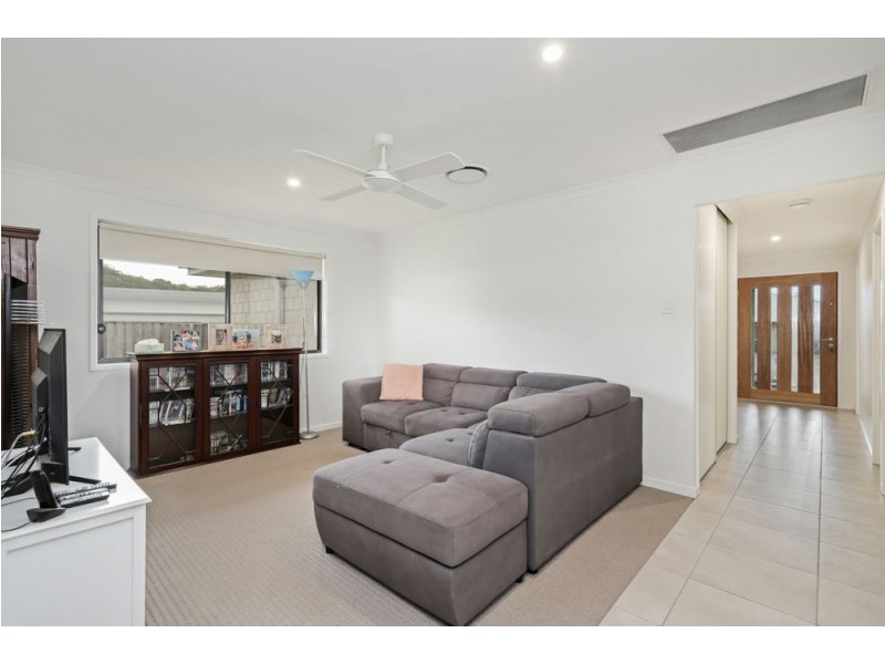 25 Butcherbird Crescent, Bli Bli QLD 4560
