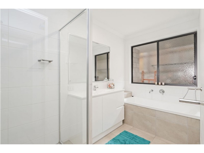 25 Butcherbird Crescent, Bli Bli QLD 4560
