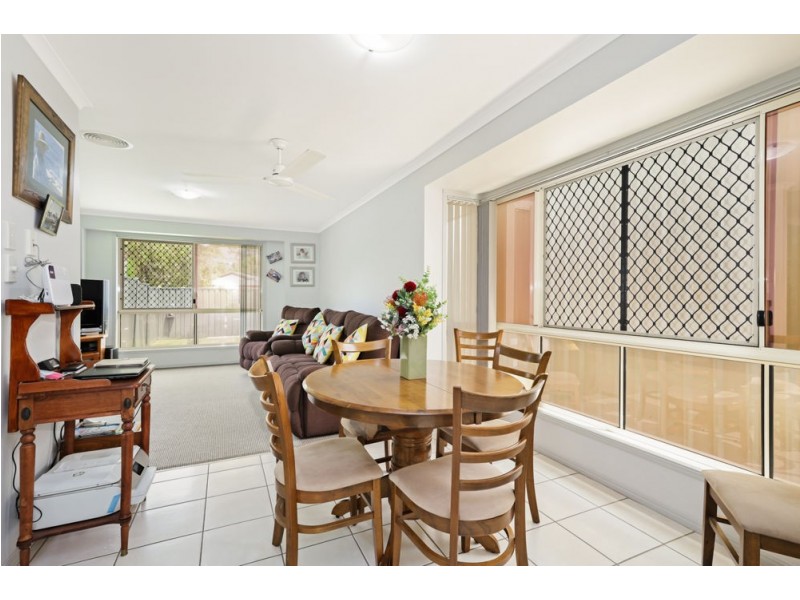 5 Springs Drive, Little Mountain QLD 4551