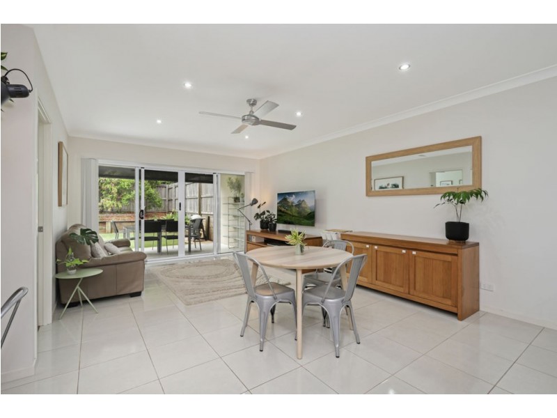 2/47 Lingara Avenue, Palmwoods QLD 4555