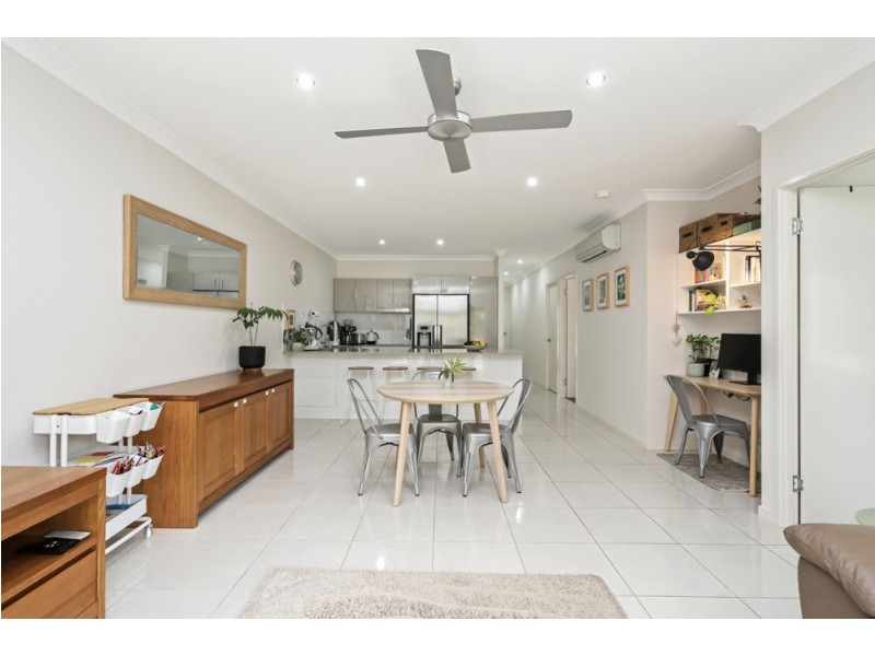 2/47 Lingara Avenue, Palmwoods QLD 4555