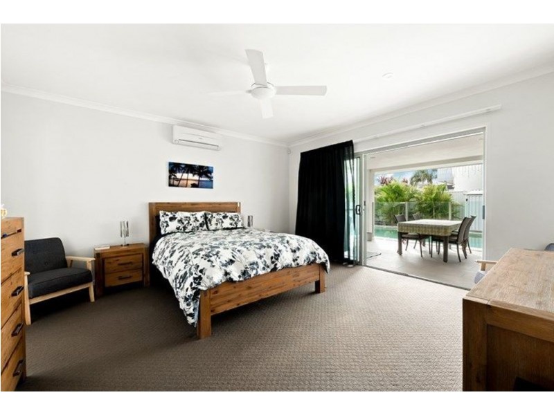 6 Echo Street, Pelican Waters QLD 4551