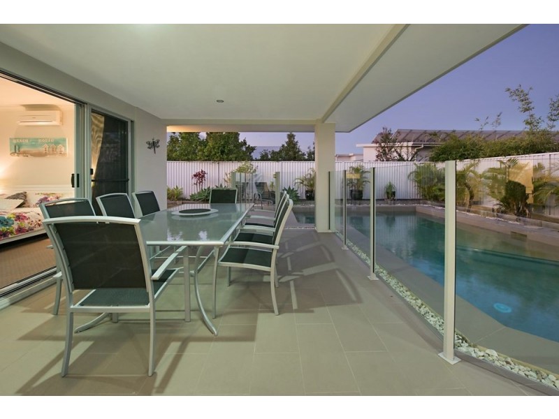 6 Echo Street, Pelican Waters QLD 4551