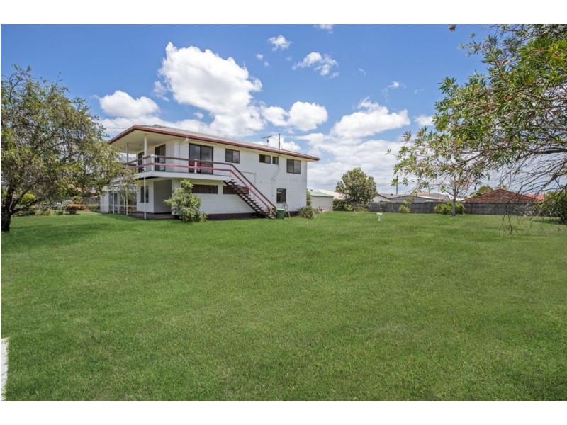 134 Westminster Avenue, Golden Beach QLD 4551