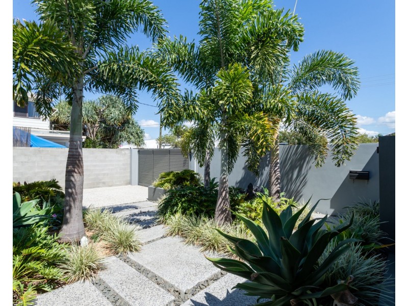 37 Balyata Street, Warana QLD 4575