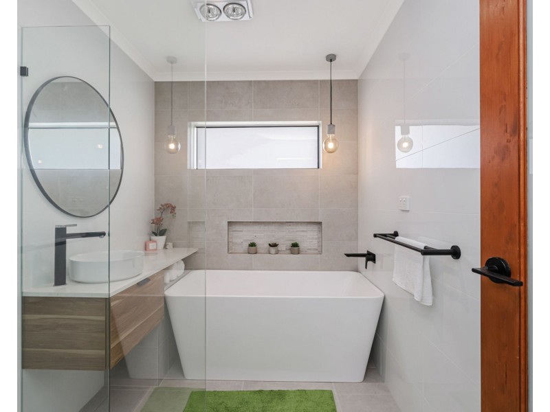 37 Balyata Street, Warana QLD 4575